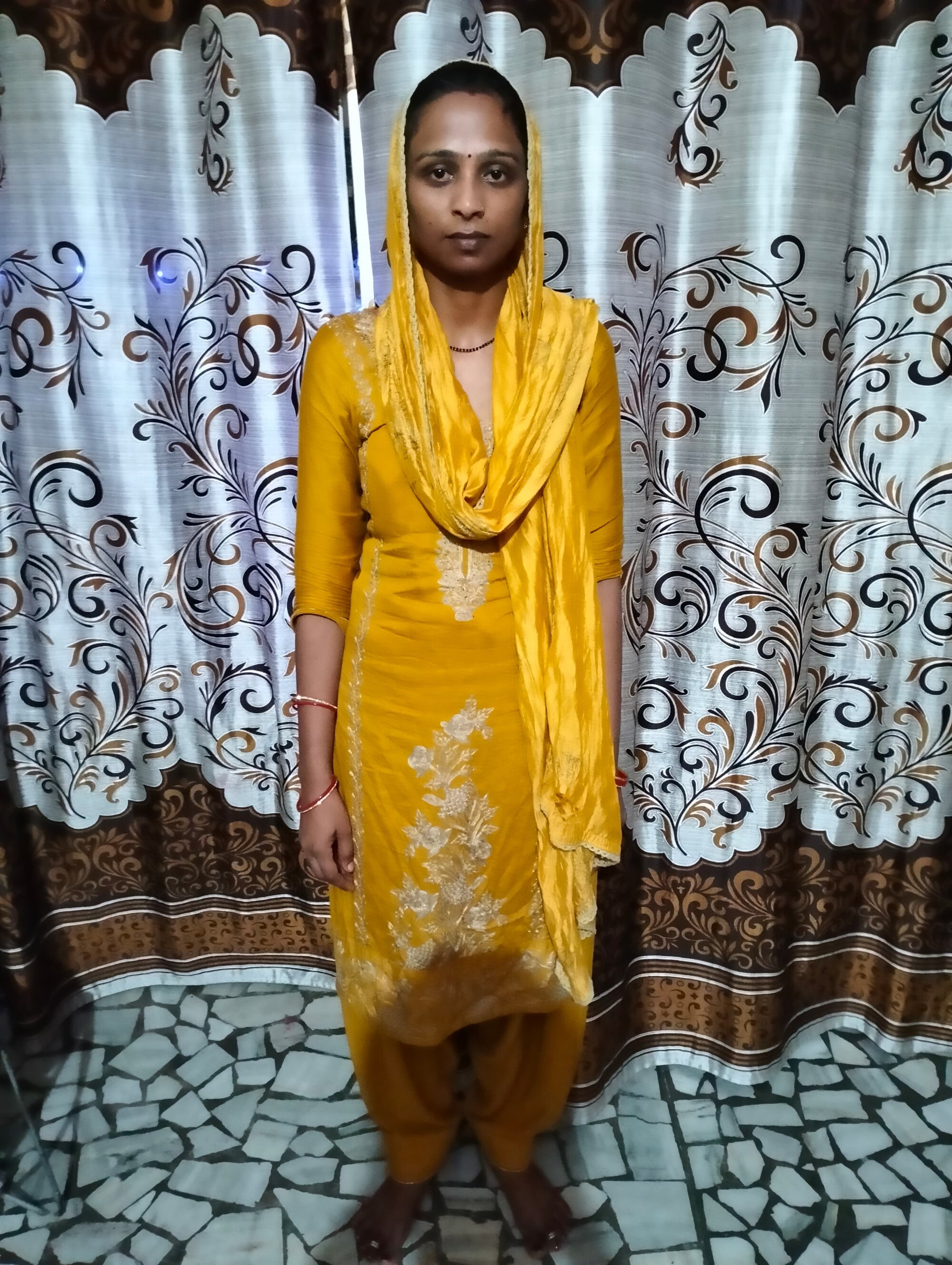 RADHIKA441