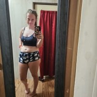 milfhottie101's Offline Chat Room