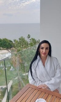 barbarasteelshy's Offline Chat Room