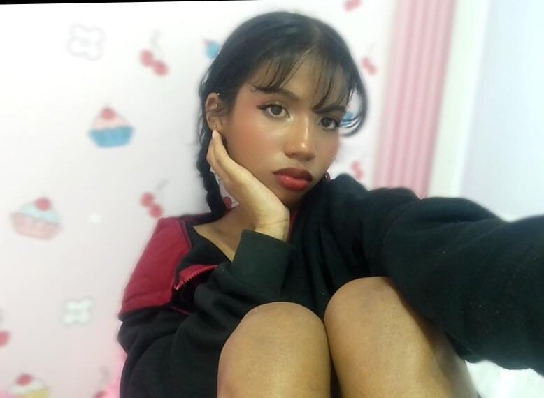 gigi_sub1