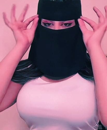 stripchat bosy_nora_x2 webcam profile pic via elivecams.com