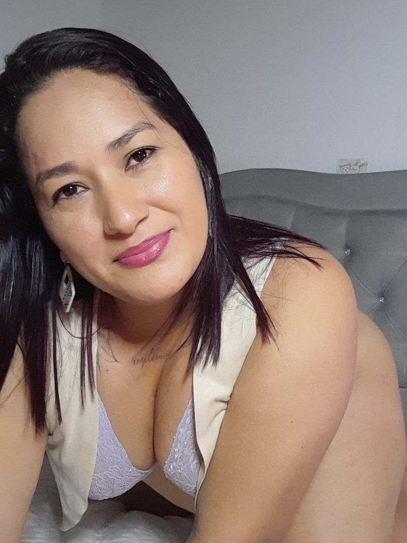 lily-lopez profile