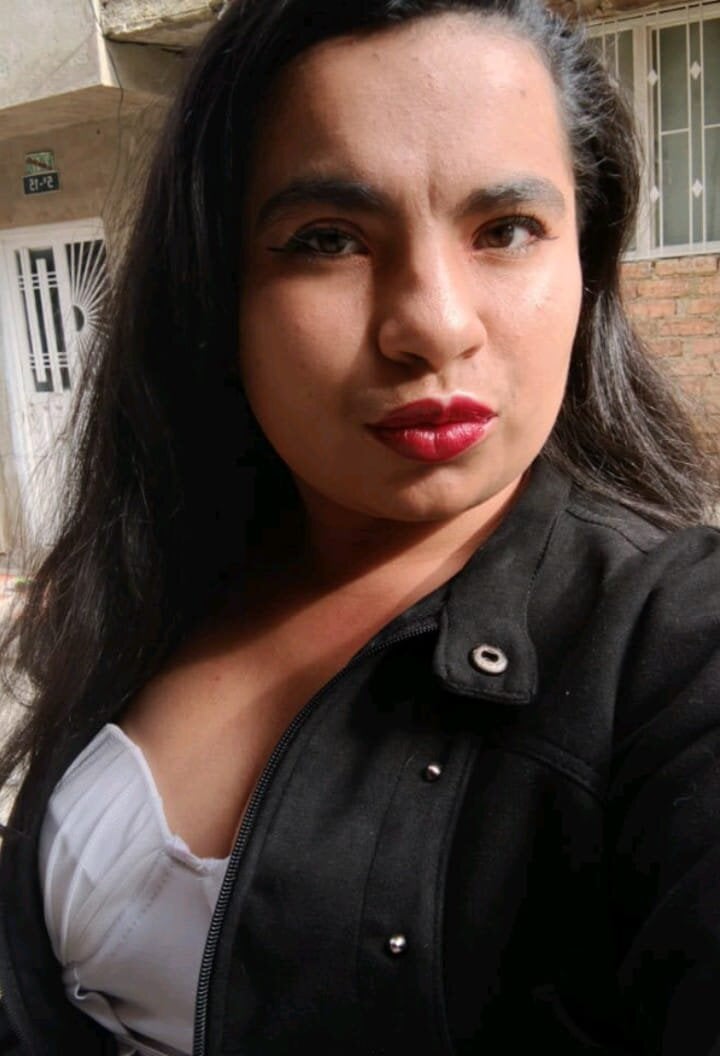 iluvcams.com parisrousesg livesex profile in brown-eyes cams