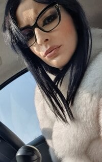 serenajude_31's Offline Chat Room