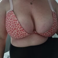 itsCuteTits's webcam live show