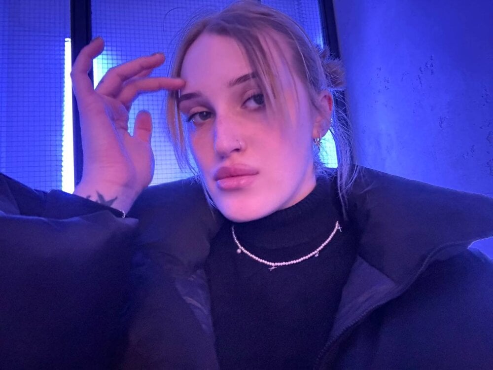 sexcityguide.com pollyriven livesex profile in where-dreams-lead cams