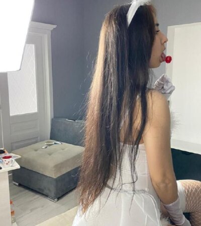 exxxtazi 🧕 nude webcam chat