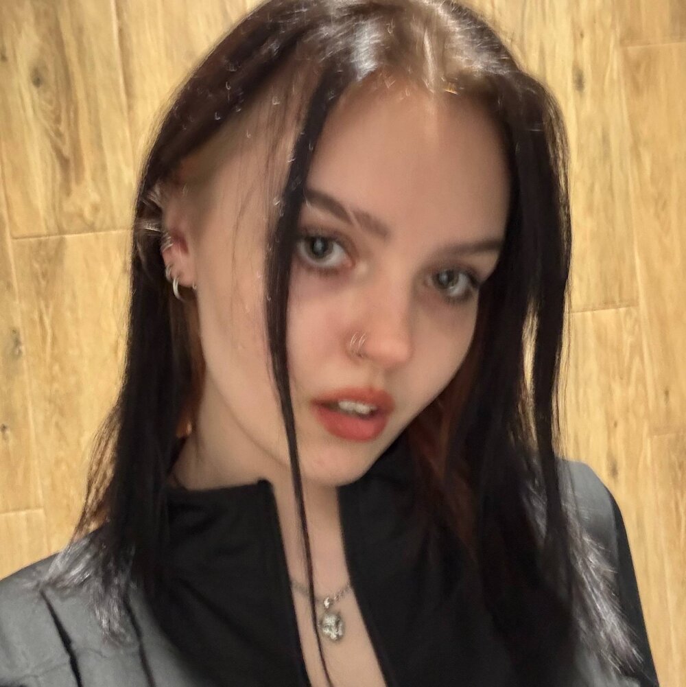 mega-camsex.net barbaralynch livesex profile in forest-of-light-or-not cams