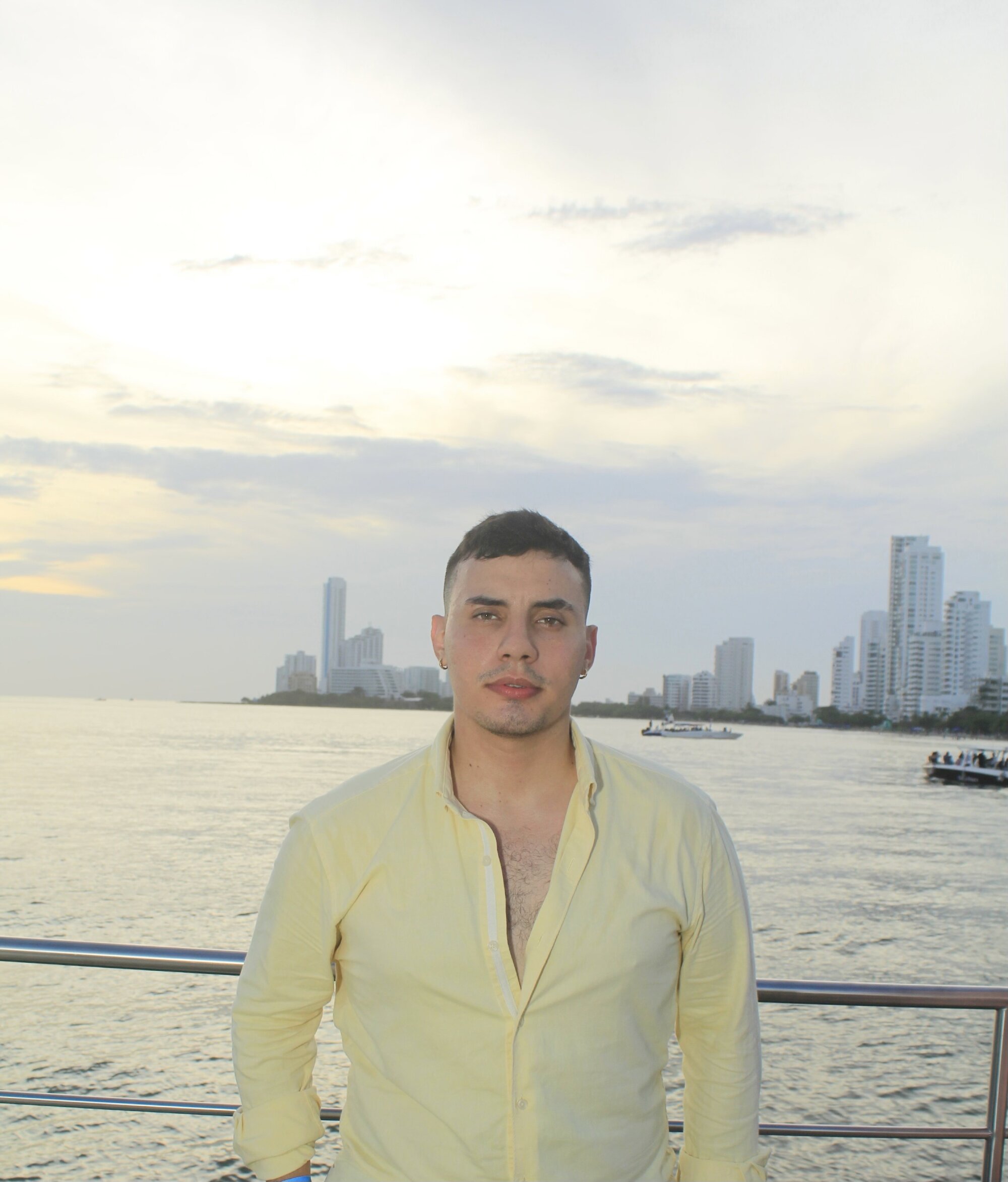 ENZO444_