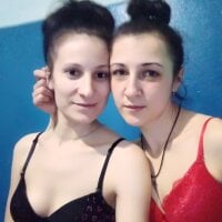 Sandra_Freelove's Offline Chat Room