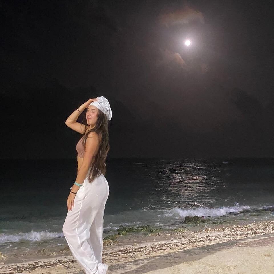 stripchat liamori_944 webcam profile pic via maturelivesexcams.com