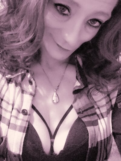 Sexy-LilRedneck