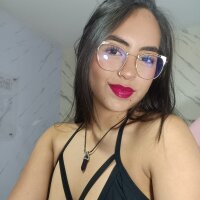 pretty_candy_b's Offline XXX Chat