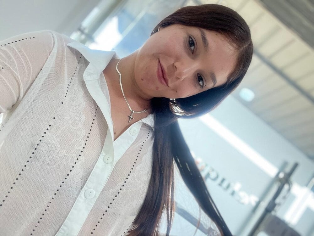 iluvcams.com ximena_fox_ livesex profile in narnia-living-in-your-dreams cams