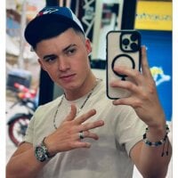 Ken_bigcock77's webcam live show