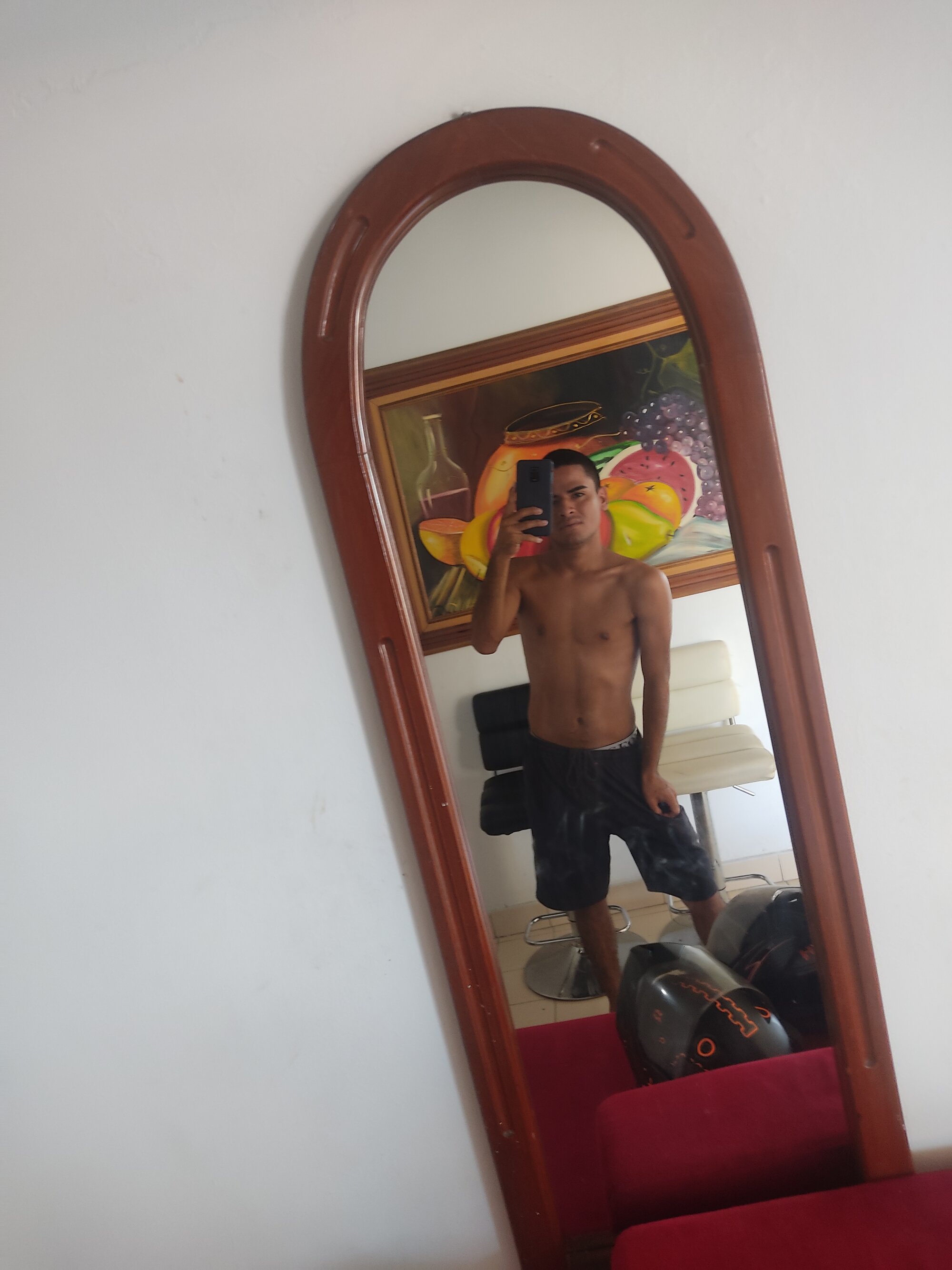 hot_boy_cami