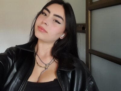 Nikki_foxxy_sub