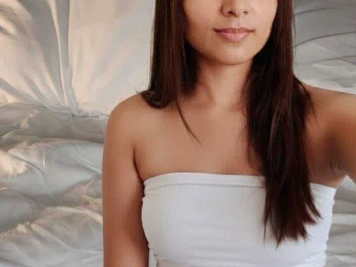 nupur825's Offline XXX Chat