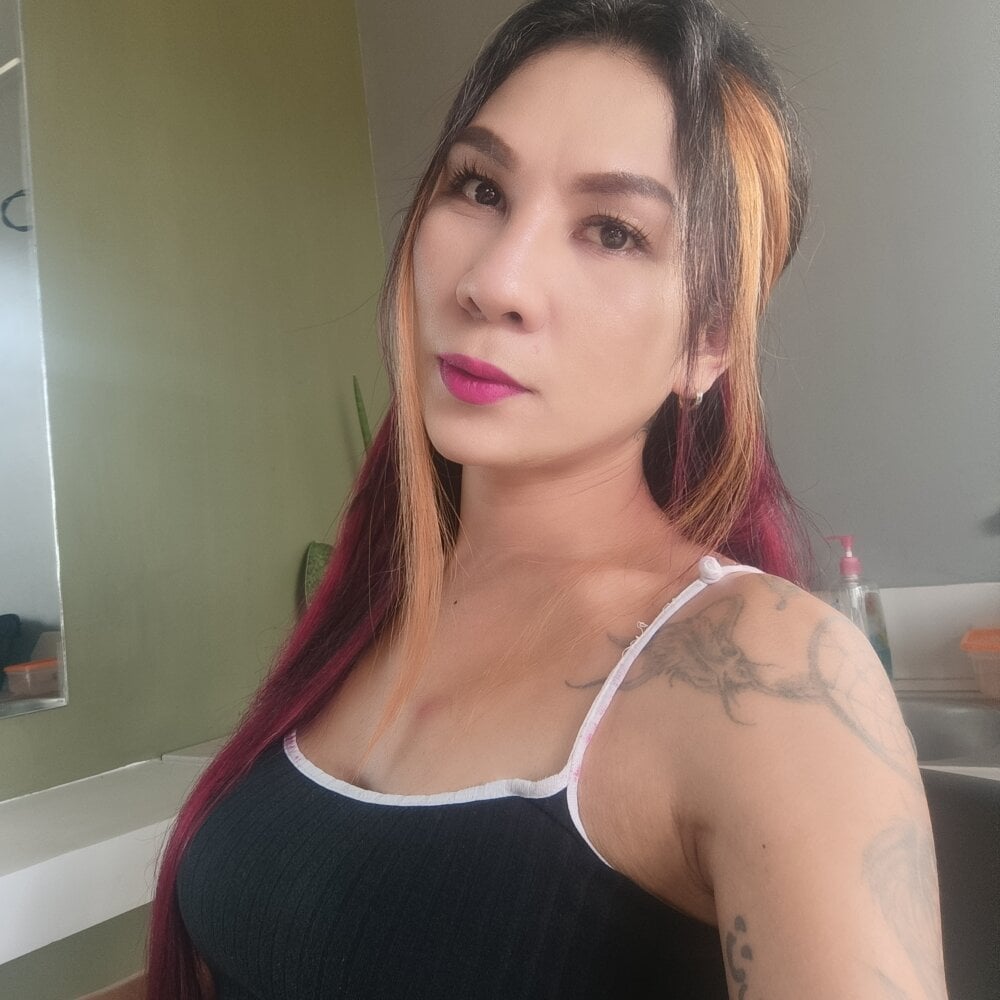 evy_hot_xx90 from stripchat
