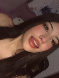 1m_miah's webcam live show