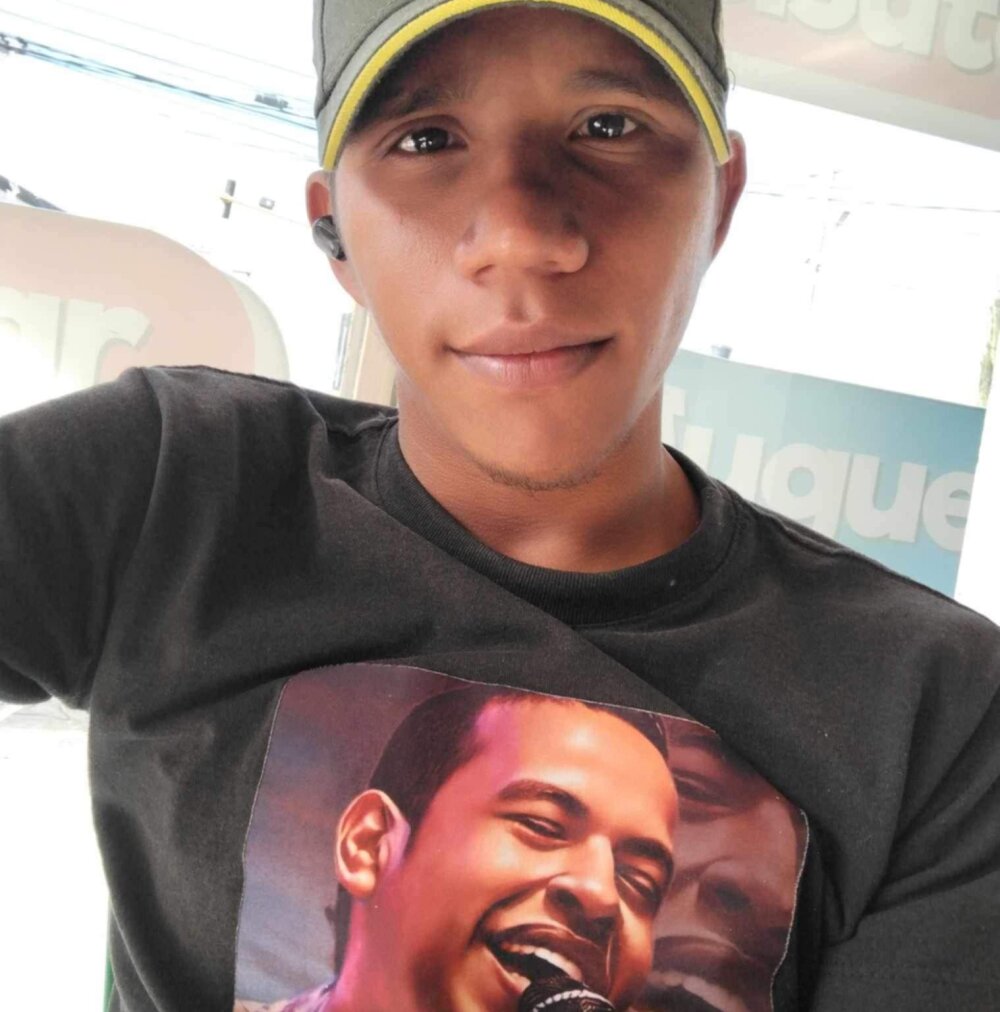 Deivinson-15's most recent online preview