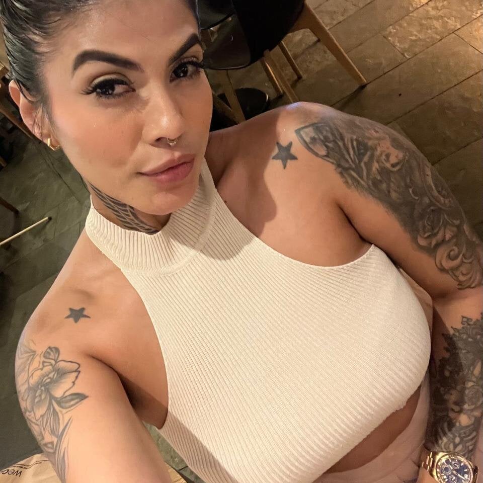 free6cams.com silvermistt livesex profile in latino cams