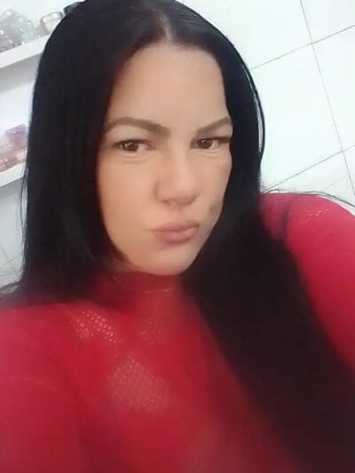 AlmaFerrrer Female Twerkmilfs Strip Cam