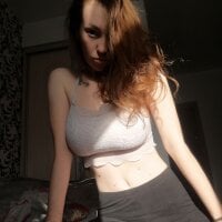 NikiBigBoobs' Offline Chat Room