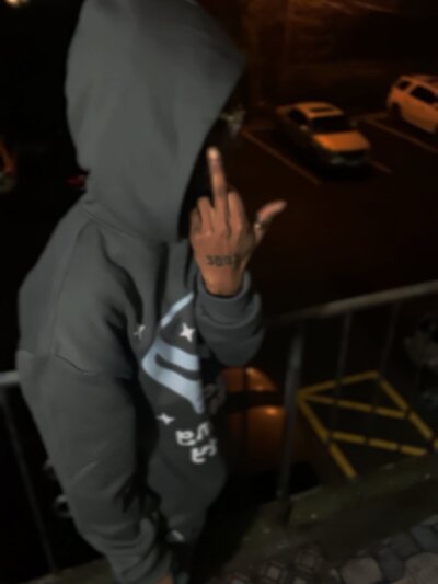 mr_noname2x from stripchat