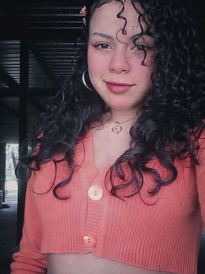 scarlet_kh from stripchat