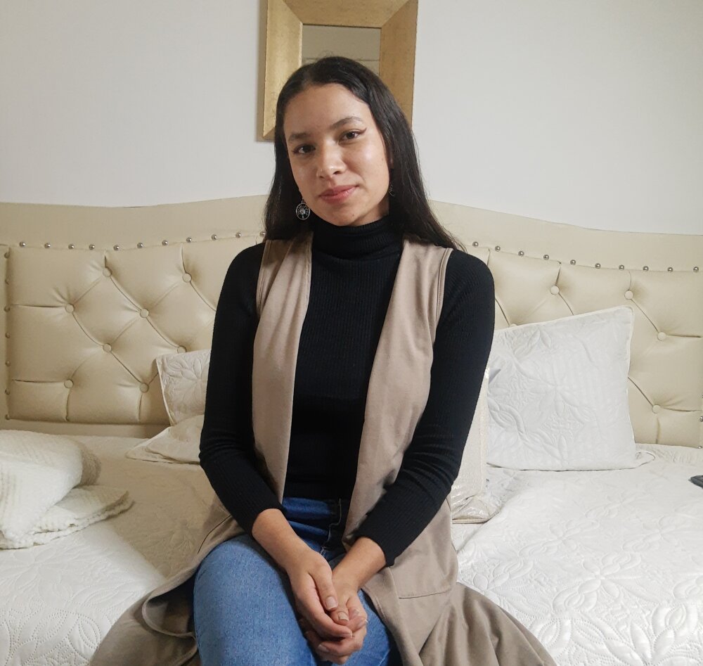 Modelo Webcam Sweet_tia_: Chat & Show de Sexo en Vivo Gratis | Stripchat