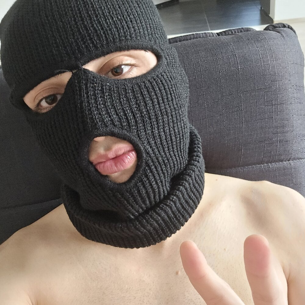 Ace_Rex's Offline XXX Chat