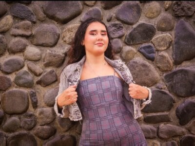 ALIICE_SUMMER Female Fingeringlatin Webcam Sex
