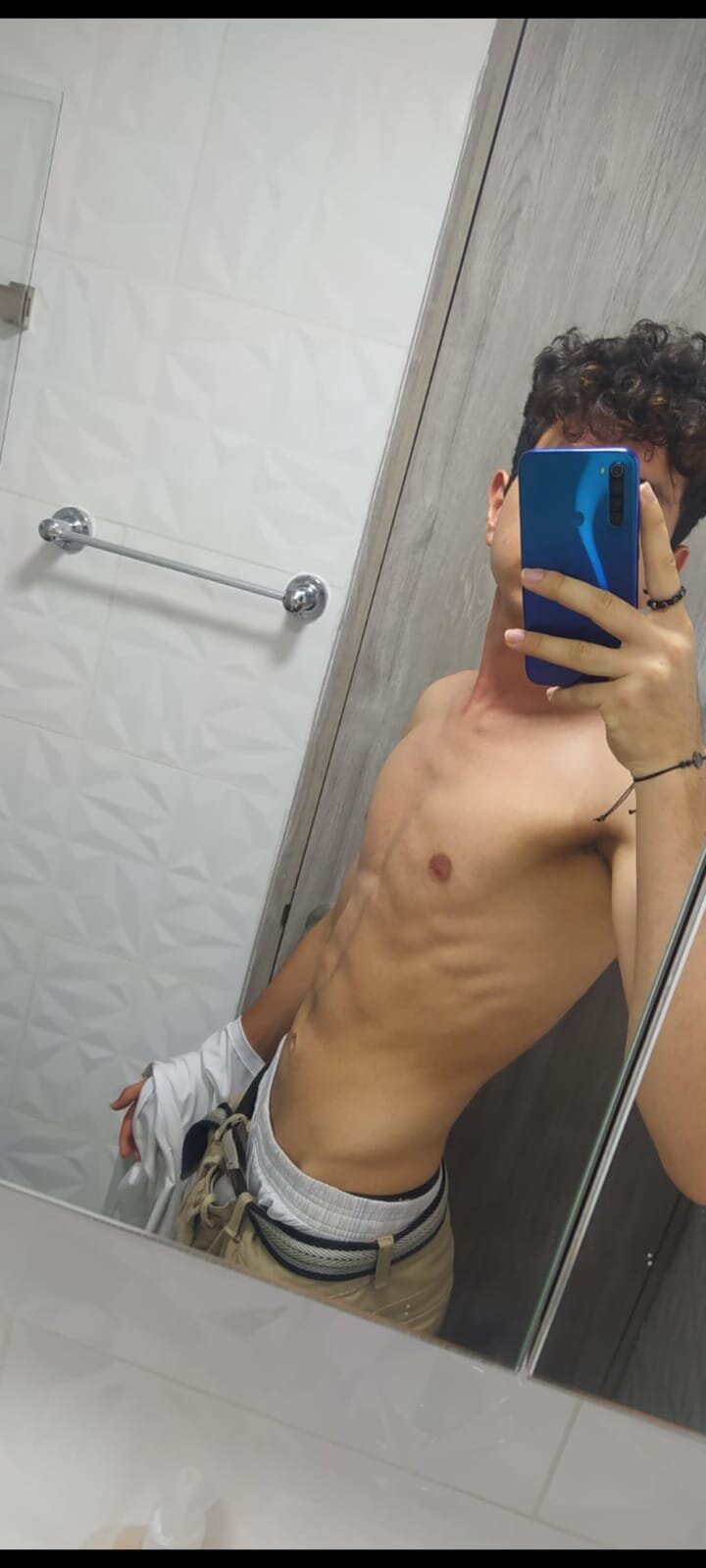 dicks_hot