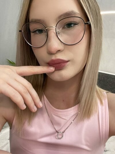 CarlyHiggons