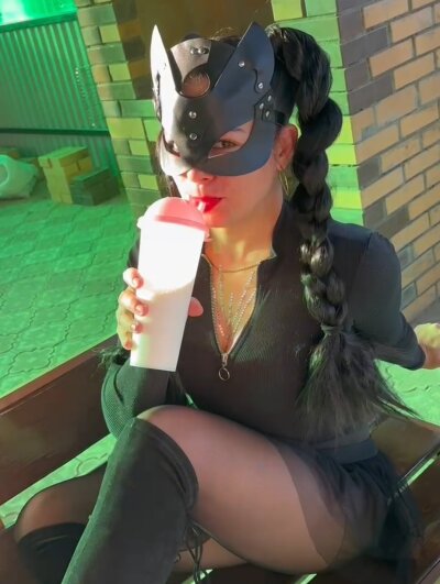 mily_kiss from stripchat