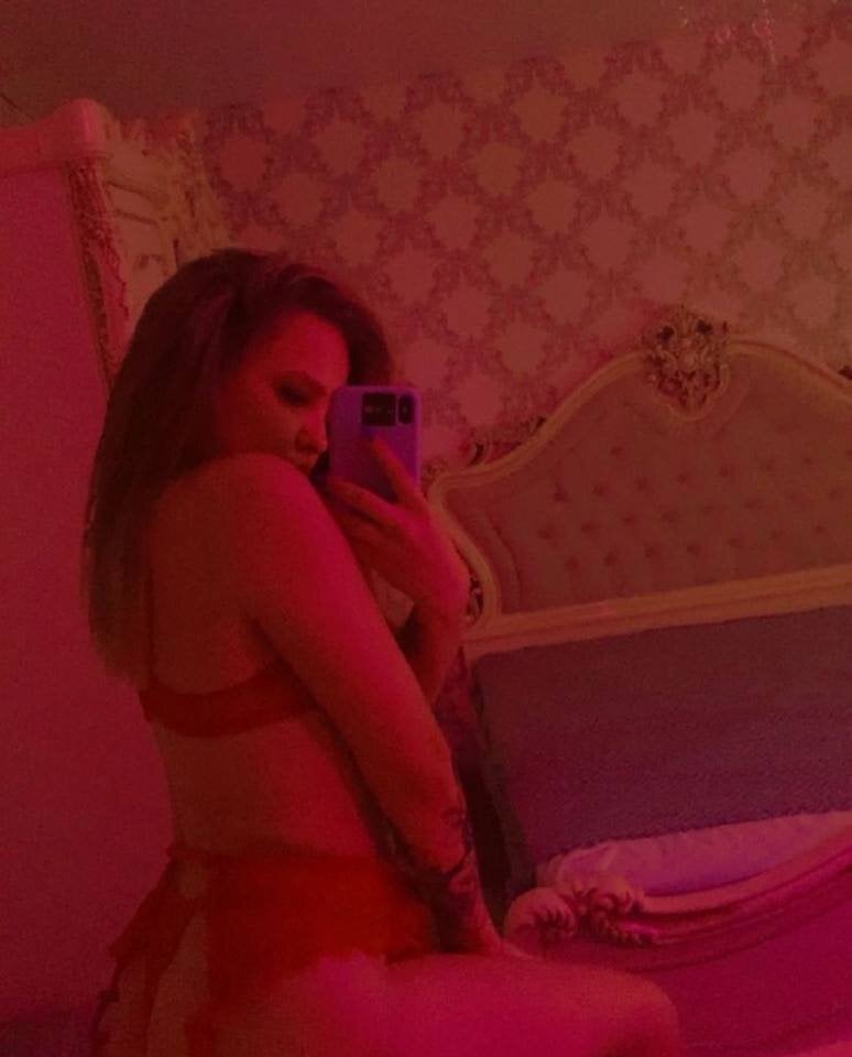 EmilyBlaze profile