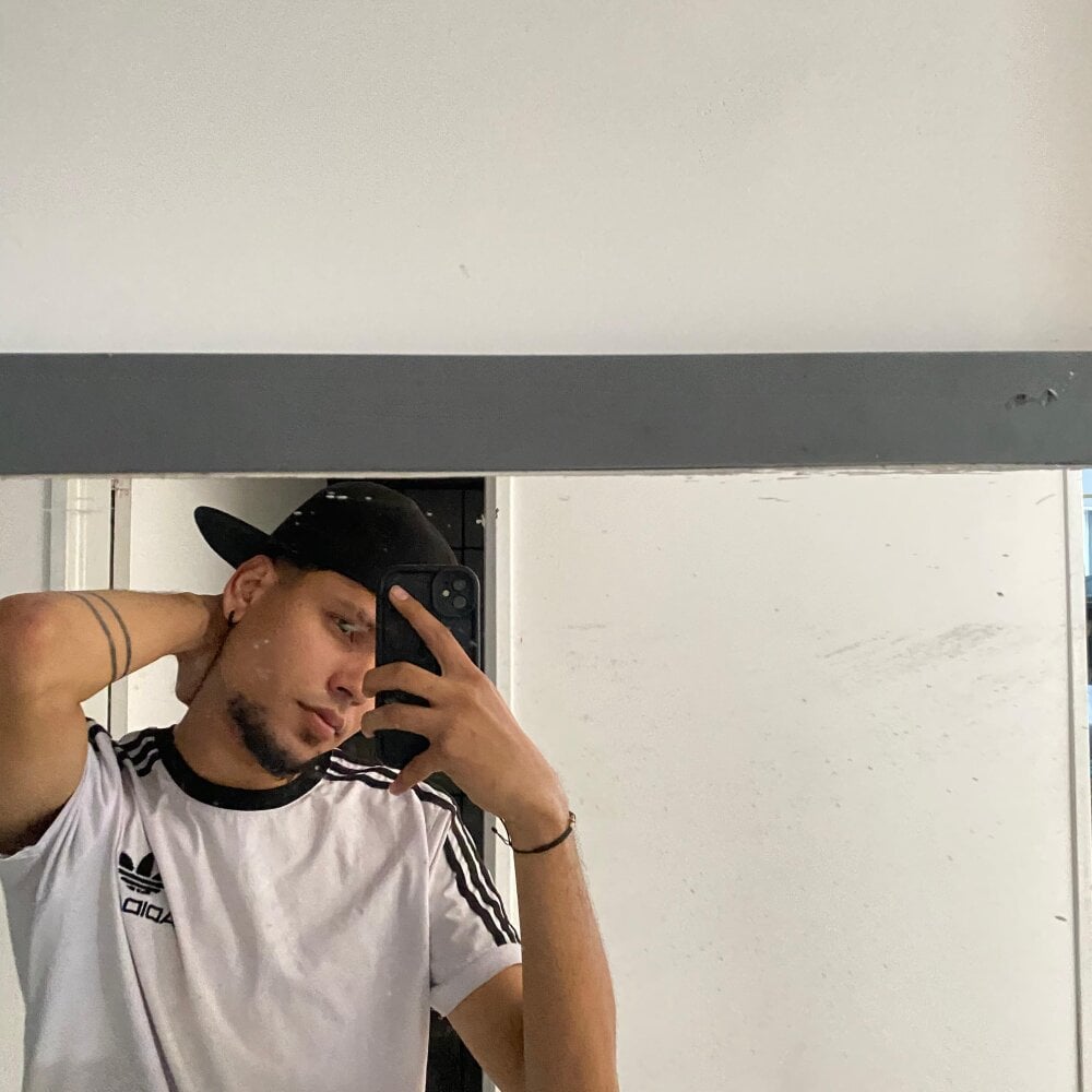 Offline XXX chat Lucas_hot_20