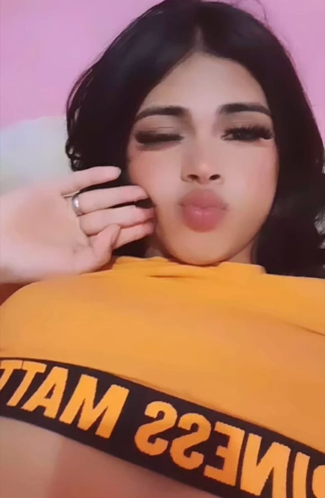 Valery_Leal
