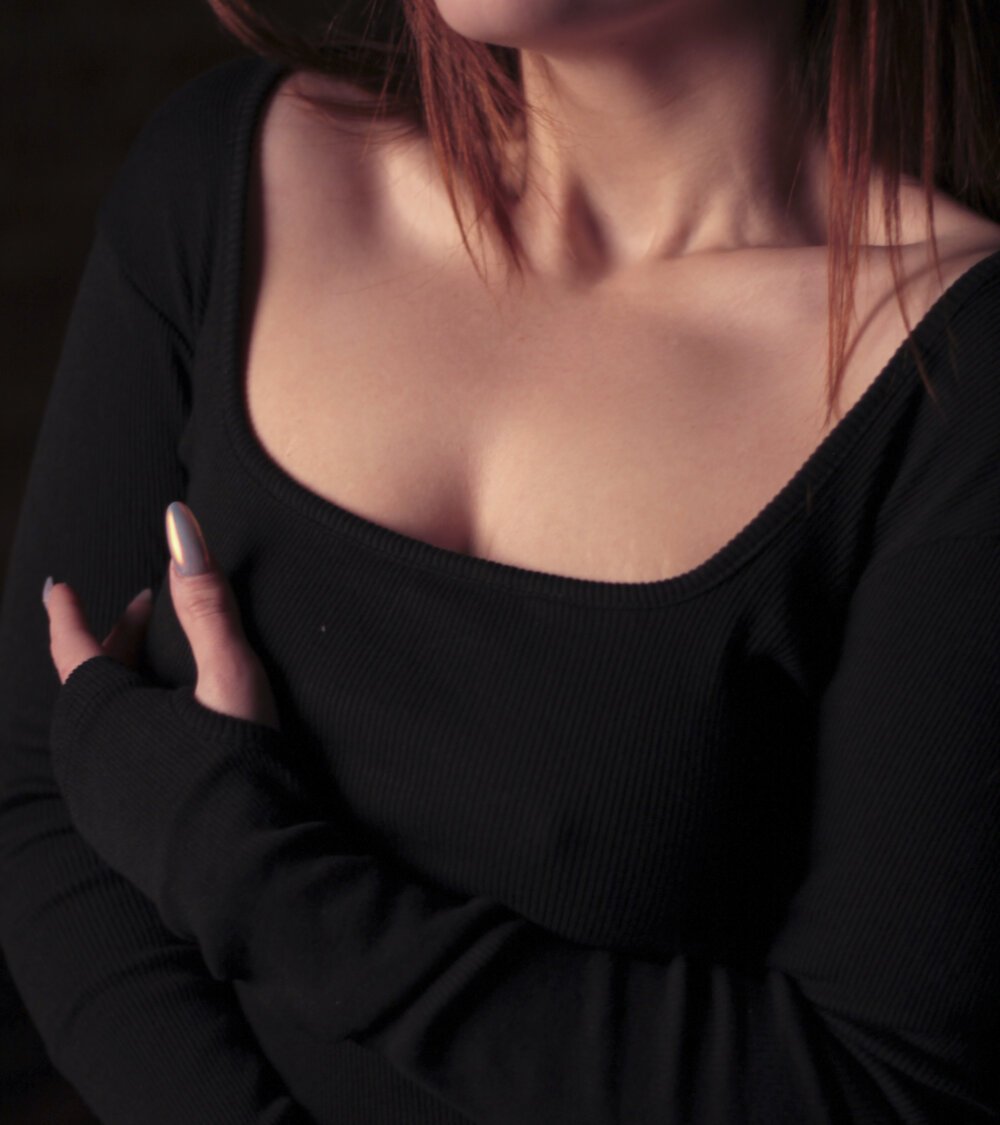 stripchat mollynika_new webcam profile pic via livesexr.com