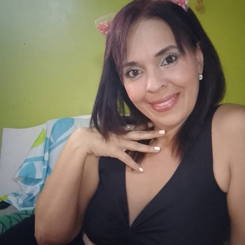 sthefania1710's Offline XXX Chat