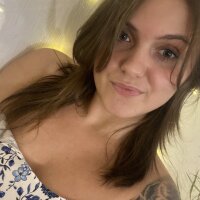 Alice-Sexy7 Chat Room offline