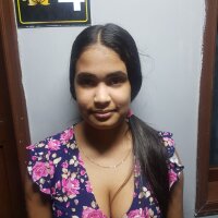 jany_busty20's Offline XXX Chat