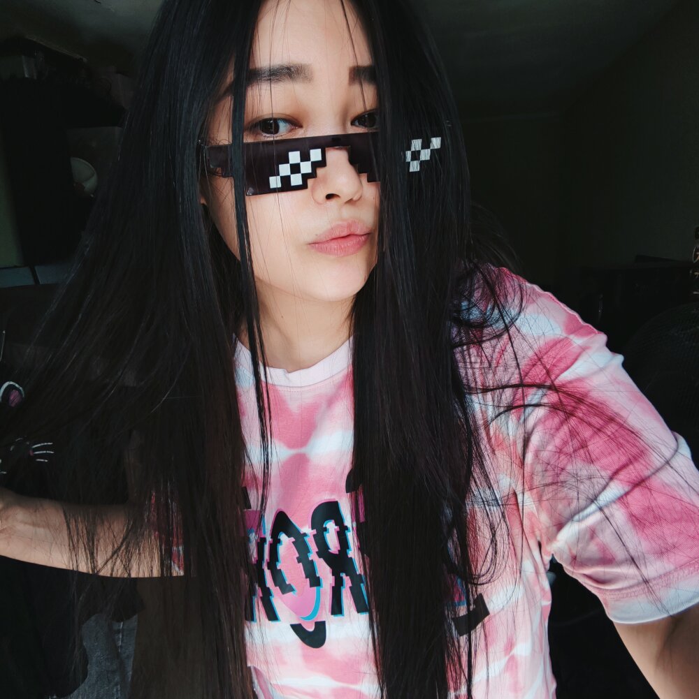 stripchat emma_uilson webcam profile pic via webcam-sexe.net