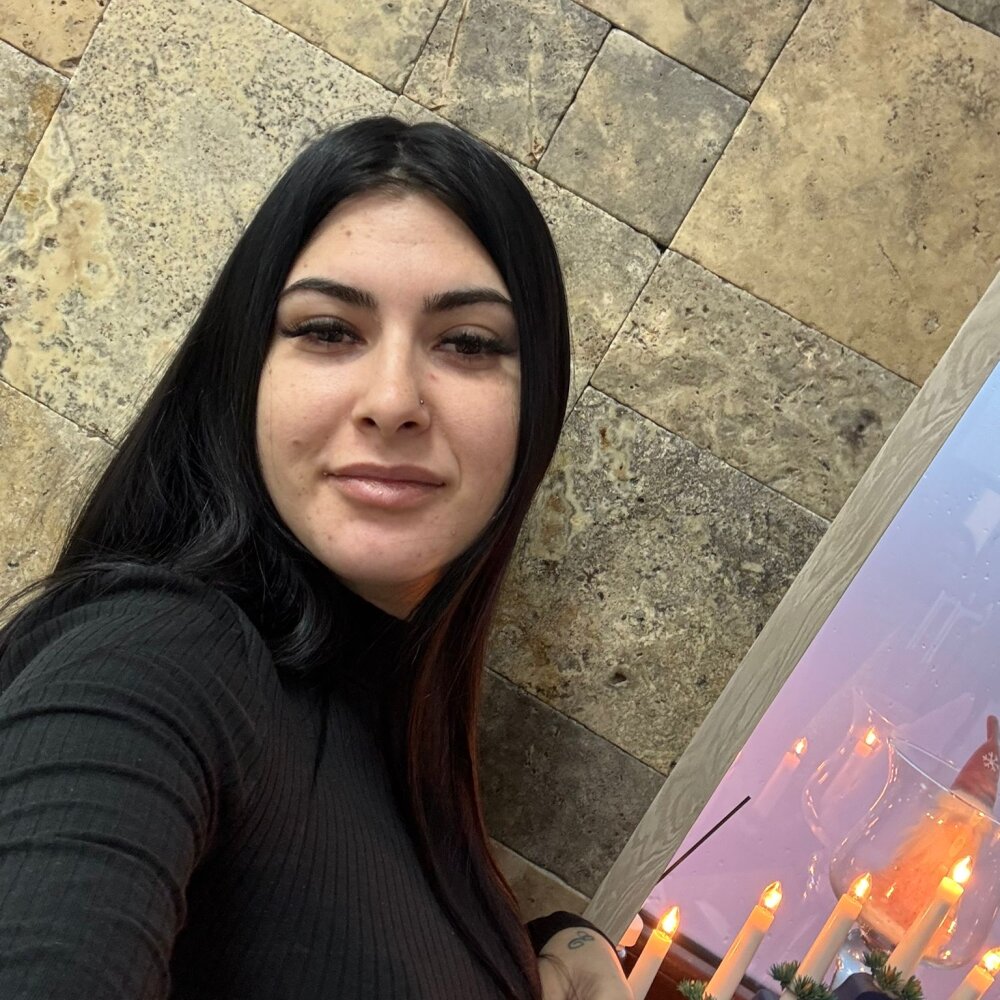 Allisa_Shine