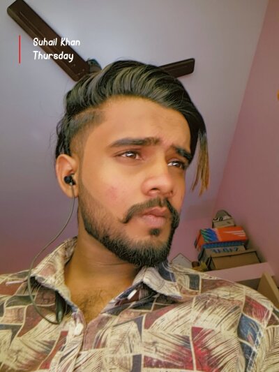 suhxil79 Live Cam and Statistics on UnifiedCams