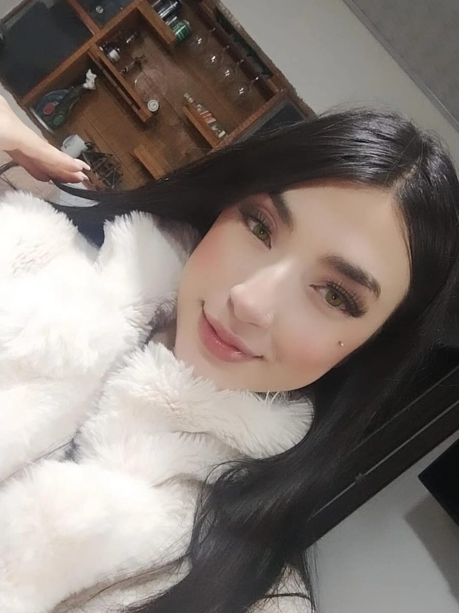 emma_connorr profile