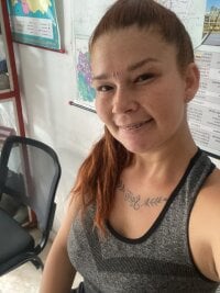barbie_sweet02's Offline Chat Room