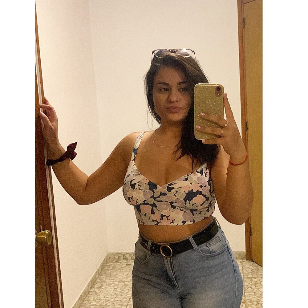 andreea444__ profile