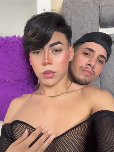 WAKANDA_PLAYHOT - Stripchat Couple 